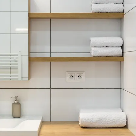 Modern View Apt, Free Parking