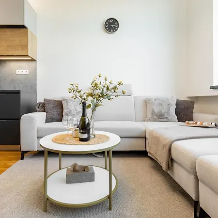 Modern View Apt, Free Parking * Bratislava